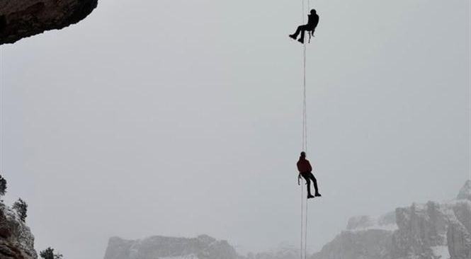 Nora Burja in Illuminati